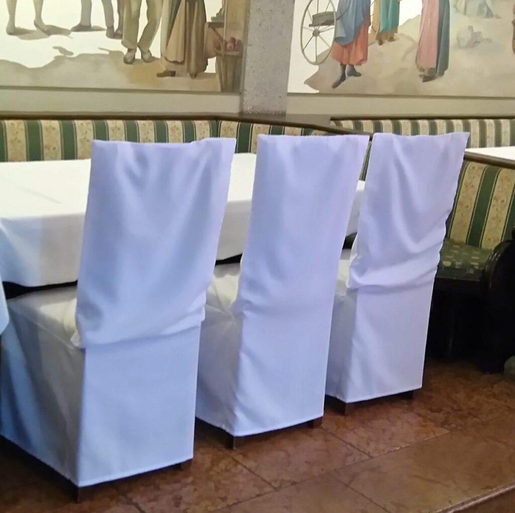 Hochlehner Hussen für Hochzeit mieten / leihen Gasthaus Schorn